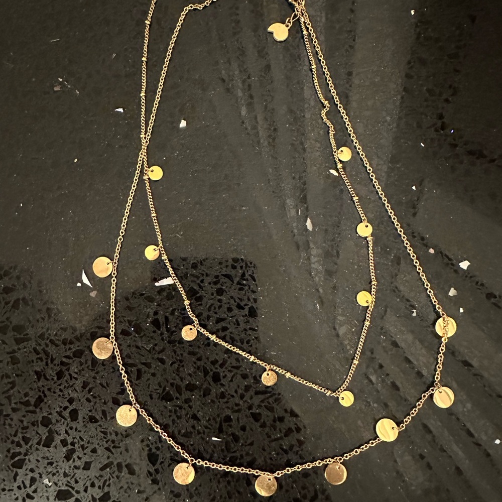 Set/two gol necklaces